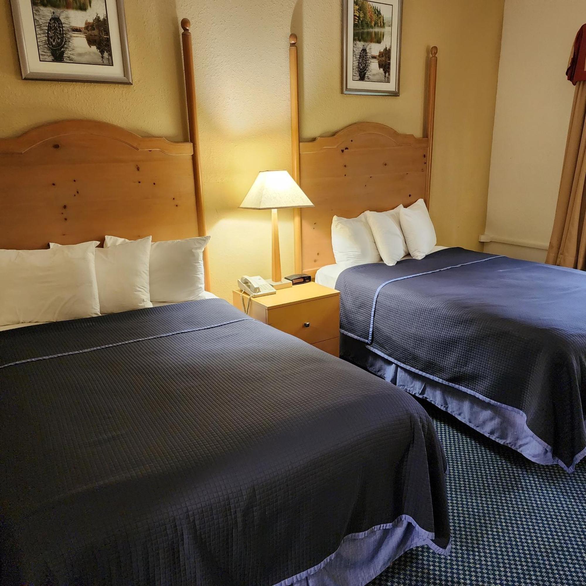 Katahdin Inn & Suites Millinocket Kültér fotó