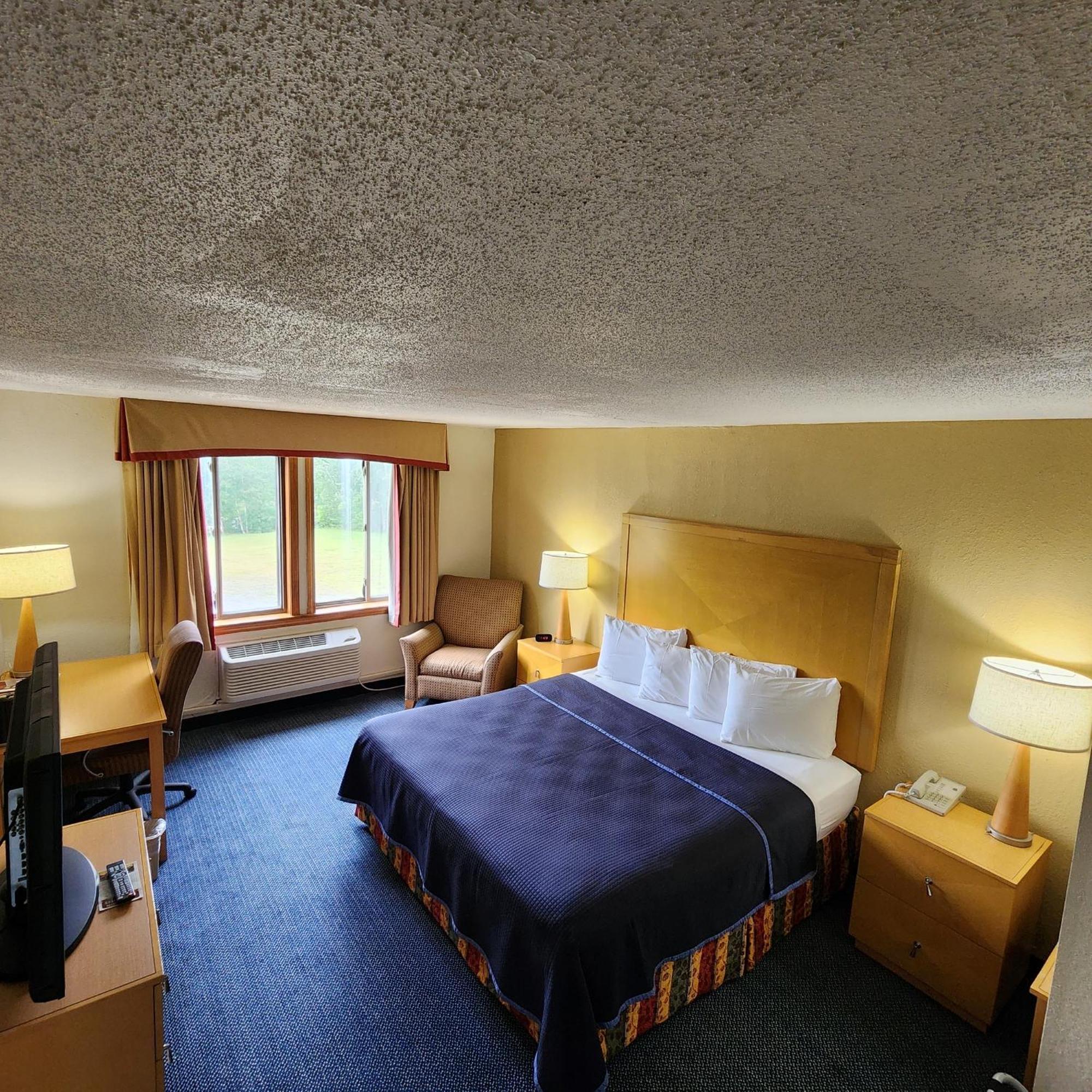 Katahdin Inn & Suites Millinocket Kültér fotó