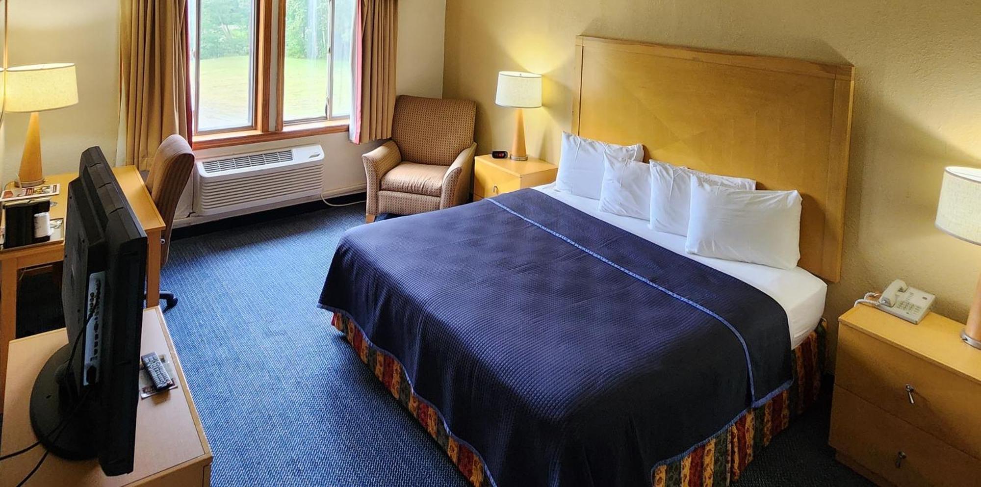 Katahdin Inn & Suites Millinocket Kültér fotó