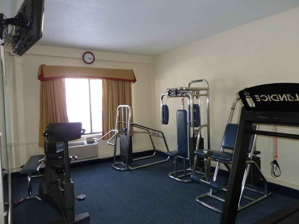 Katahdin Inn & Suites Millinocket Kültér fotó