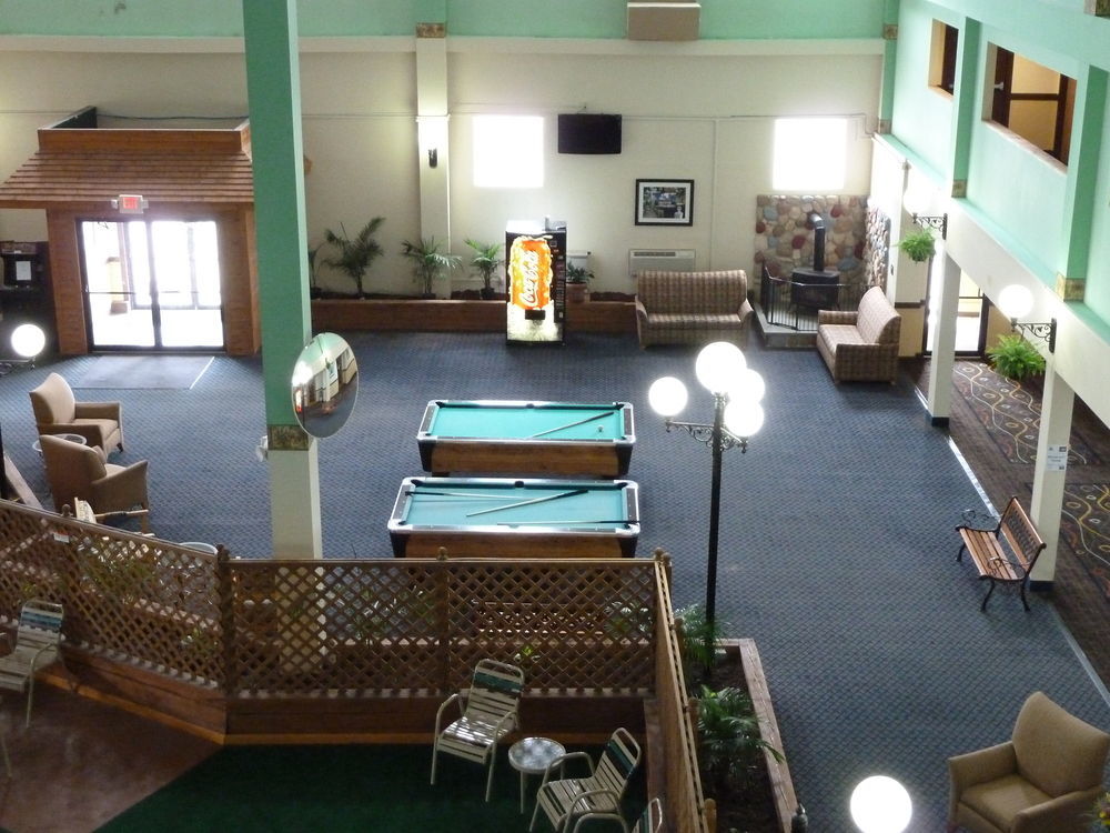 Katahdin Inn & Suites Millinocket Kültér fotó
