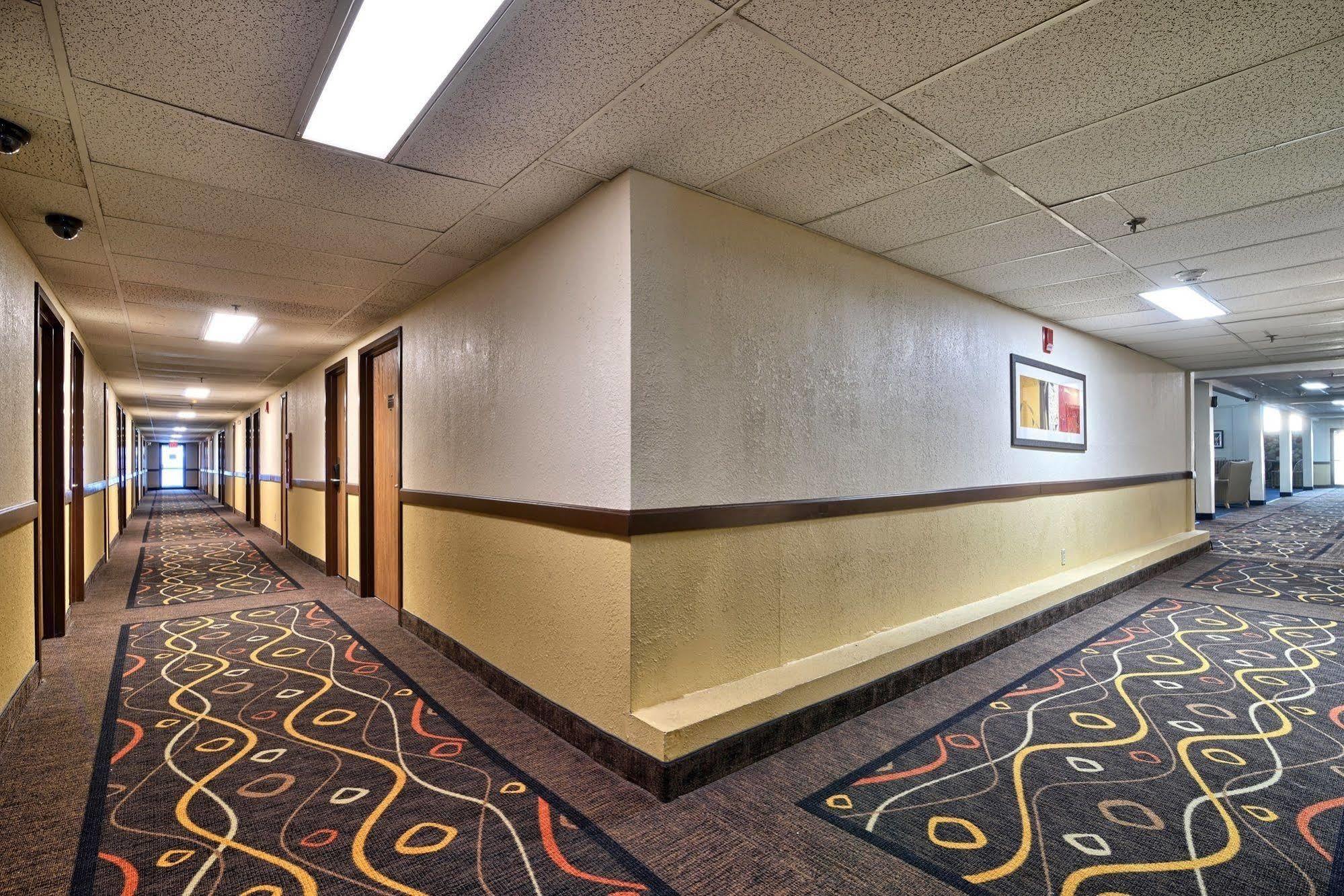 Katahdin Inn & Suites Millinocket Kültér fotó